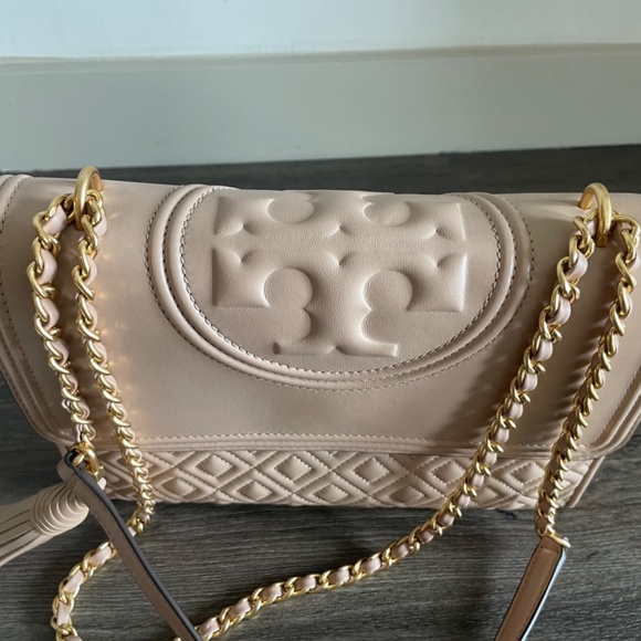 Fleming Quilted Lambskin Leather Convertible Shoulder Bag - Picture 4 of 6